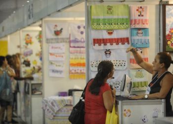Pequenos negócios têm até segunda para retornar ao Simples Nacional
