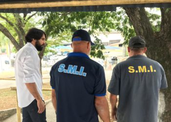 Samuca Silva acompanha mutirão de manutenção na Avenida Amaral Peixoto