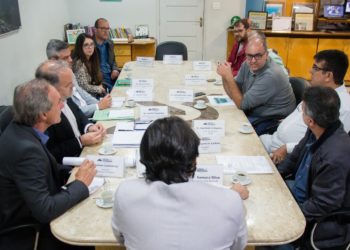 Samuca recebe diretoria da Aciap-VR