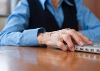 Resende oferece aula gratuita de informática para idosos