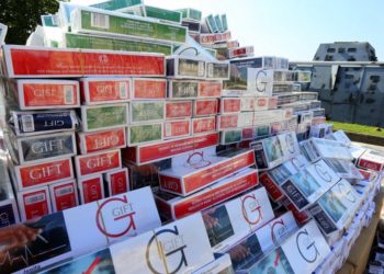 Quarenta toneladas de produtos falsificados são destruídas pela Polícia Civil