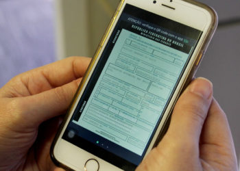 Versão digital do CRLV 2019 está disponível para todos os veículos