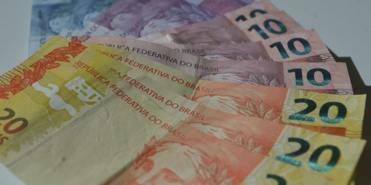 Em cinco meses, 350 empresas simples de crédito são criadas no país