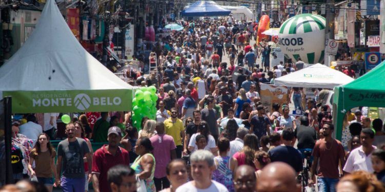 Rua de Compras é sucesso em Volta Redonda