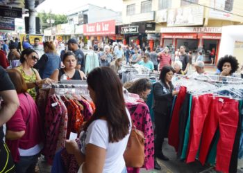 Rua de Compras terá mudanças no trânsito do Retiro neste domingo