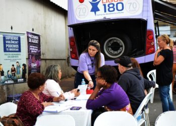 Ação de enfrentamento à violência contra mulher é realizada em Volta Redonda