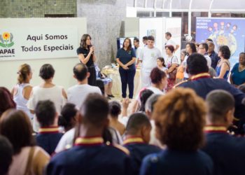 Zélia Arbex recebe exposição pedagógica de alunos da Apae-VR