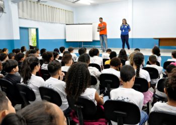 Volta Redonda forma alunos do projeto ‘Defesa Civil nas Escolas’