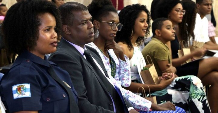 Evento Jovens Negros de Sucesso homenageia personalidades de Barra Mansa