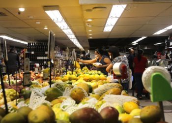 Prévia da inflação oficial em novembro fica em 0,81%, diz IBGE