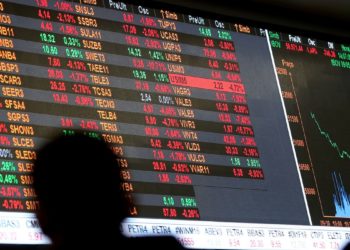 Bolsa fecha acima de 110 mil pontos pela primeira vez desde fevereiro