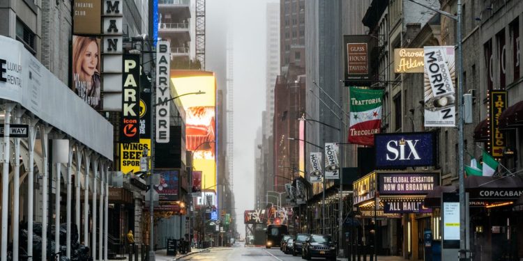 Covid-19: restaurantes de Nova York sofrem novas restrições