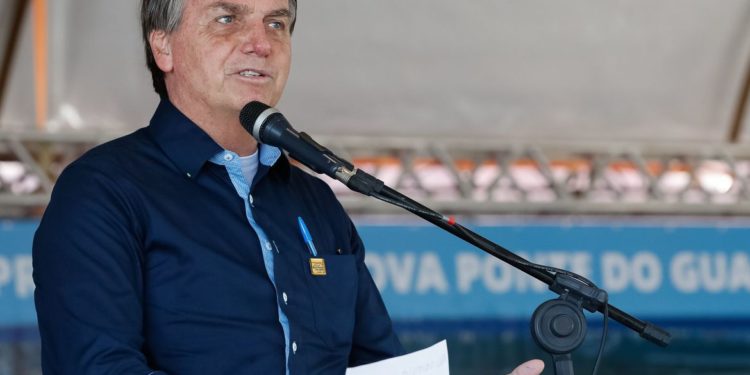 “É menos ruim ter inflação que um desabastecimento”, diz Bolsonaro