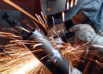 Prévia da Sondagem da Indústria tem recuo de 3,5 pontos