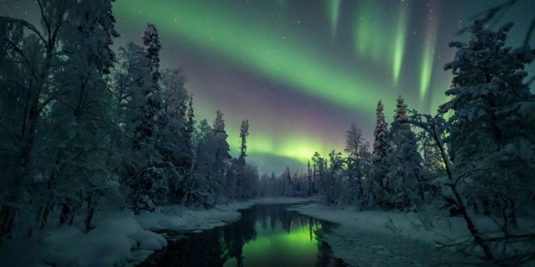 Auroras boreais podem ser vistas nas noites geladas do Norte da Europa
