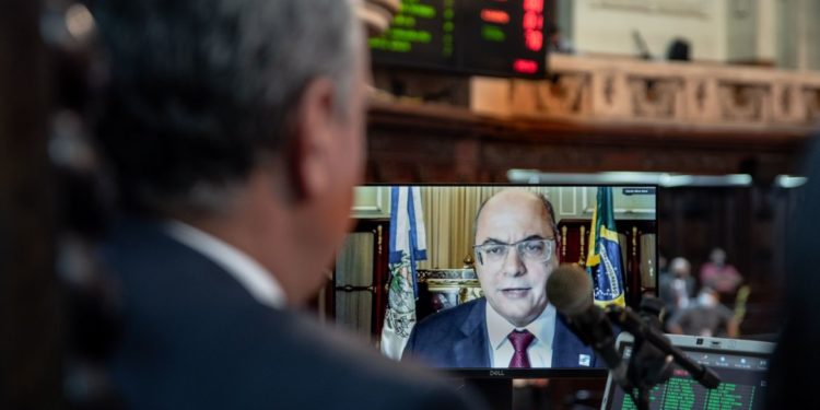 Empresário diz que pagou R$ 980 mil a Witzel antes de campanha