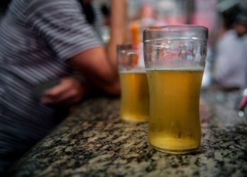 Janeiro Branco pede atenção para o aumento do consumo de álcool