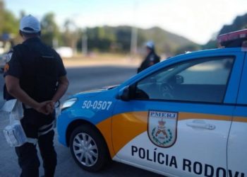 PMs e bombeiros vão atuar para evitar aglomerações no feriado prolongado em todo Estado do Rio