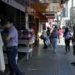 Estado quita salário de 465 mil servidores na sexta. Medida injeta R$ 1,8 bilhão na economia