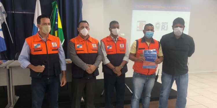 Defesa Civil de Porto Real participa de evento em Volta Redonda