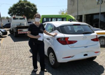 Prefeitura de Quatis adquire veículo para atendimento de pacientes do caps