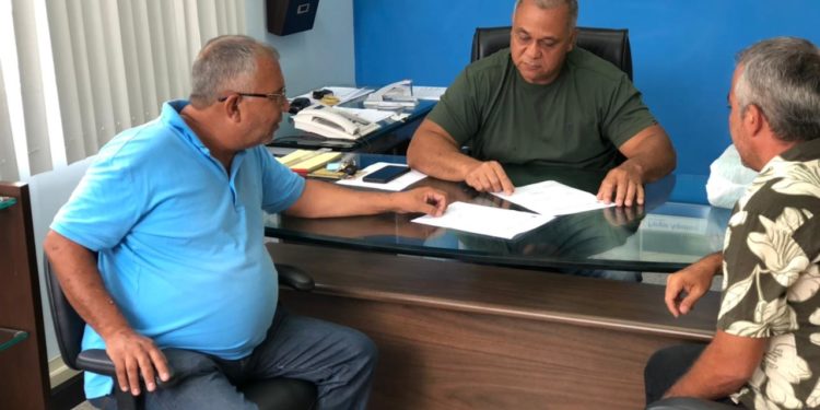 Tigrão recebe visita do vereador Cacau