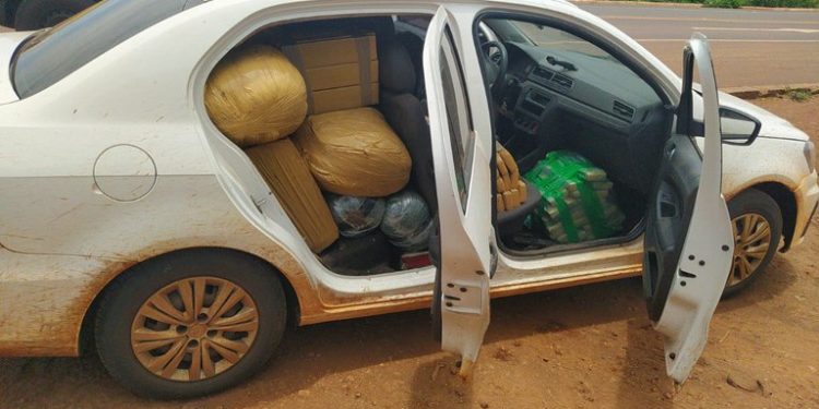 PRF apreende 578 Kg de maconha e 60 Kg de skunk na BR-262