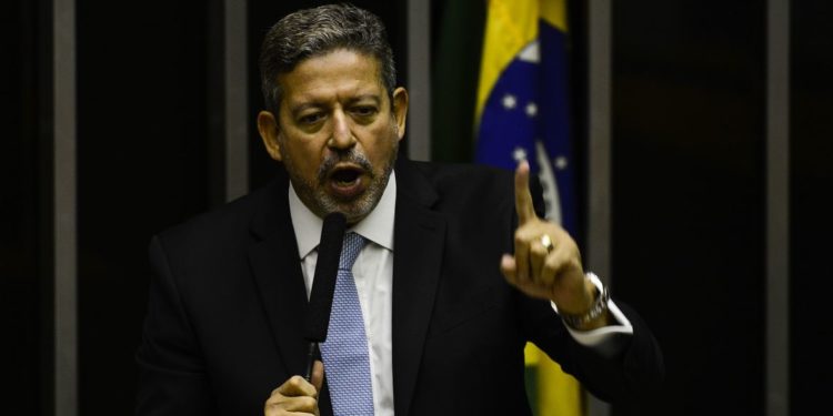 Arthur Lira é eleito novo presidente da Câmara