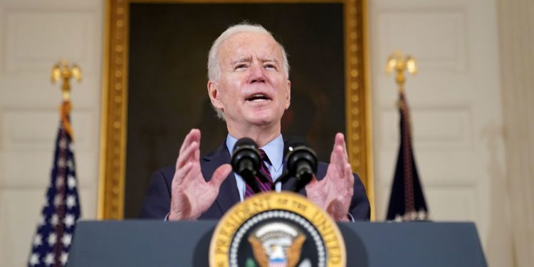 Biden retira pedido de anulação da lei de saúde Obamacare