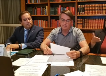 Bolsonaro: auxílio deve voltar em março, com parcelas de R$ 250