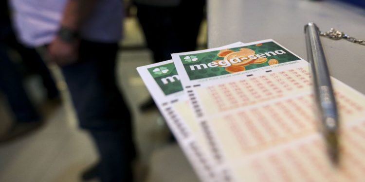 Mega-Sena acumula e prêmio vai para R$ 50 milhões