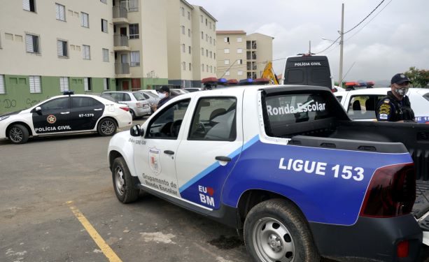 Prefeitura de Barra Mansa dá suporte à operação da Polícia Civil no bairro Paraíso de Cima