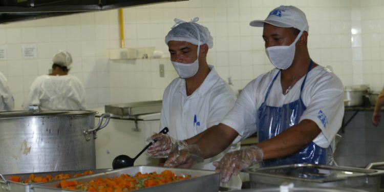Secretaria de Trabalho e Renda divulga 769 oportunidades de emprego no Rio