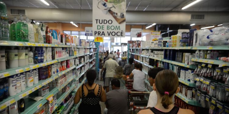 IGP-10 acumula taxa de 31,16% em 12 meses, diz FGV