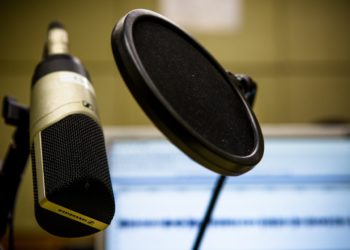 Rádio Roquette Pinto estreia nova programação nesta segunda-feira