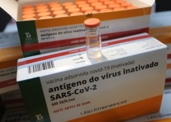 Secretaria de Saúde prossegue a entrega de vacinas para 83 municípios nesta segunda-feira