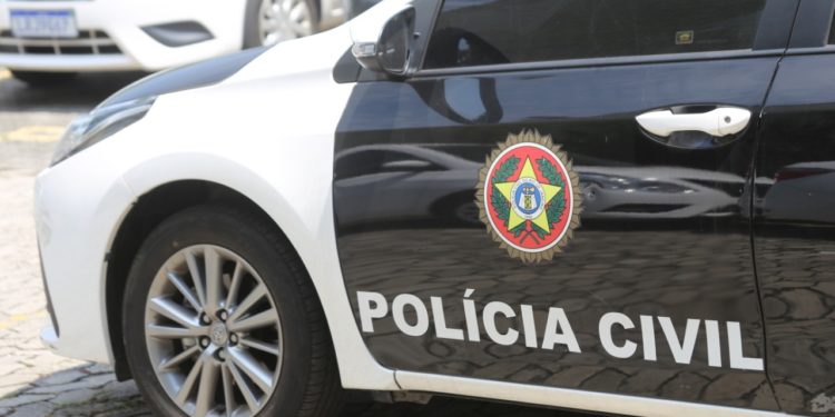 Polícia Civil prende casal e encontra anabolizantes avaliados em R$ 500 mil