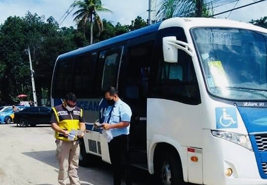 Detro-RJ fiscaliza 267 veículos nas barreiras sanitárias