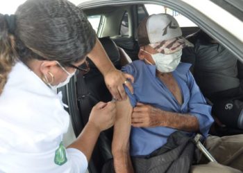 Idosos de 73 anos serão vacinados nesta quarta-feira, dia 24, em Barra Mansa