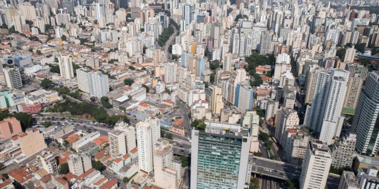 Índice que reajusta aluguel acumula inflação de 31,15% em 12 meses