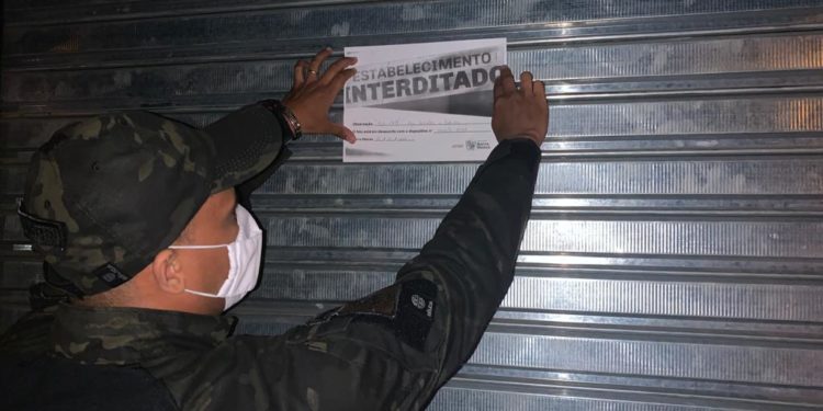 Força-tarefa de enfrentamento à Covid-19 interdita bares em Barra Mansa Estabelecimentos descumpriram os decretos municipais
