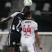 Flamengo enfrenta Botafogo em busca da liderança do Carioca