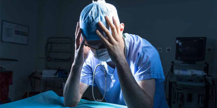 Hospital e médico são condenados por erro