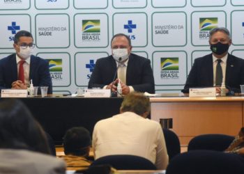 Brasil é o 6° país do mundo que mais vacinou a população contra a Covid-19