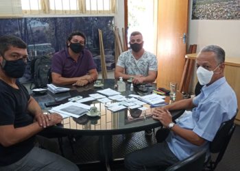 Comissão de Obras da CMVR visita Secretaria de Infraestrutura