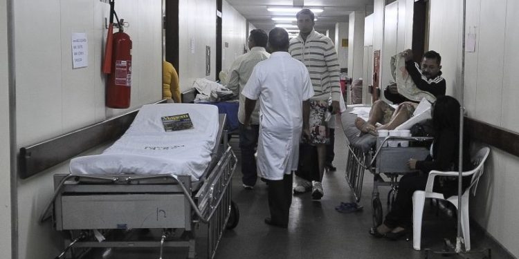 Covid-19: estado do Rio bate novo recorde por fila de leitos