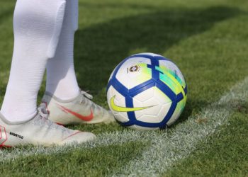 Meninos do Vasco tropeçam na Portuguesa-RJ na estreia do Carioca