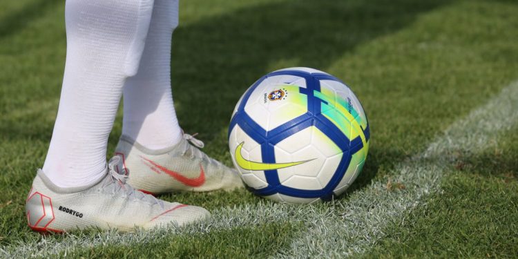 Meninos do Vasco tropeçam na Portuguesa-RJ na estreia do Carioca