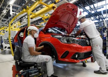 Caged: Brasil gera mais de 400 mil novos empregos formais em fevereiro