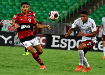 Fluminense vence Flamengo no Maracanã